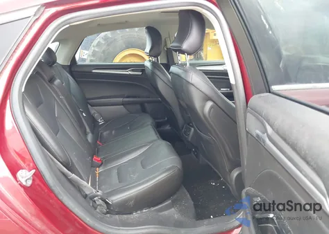 2016 Ford Fusion Titanium z USA, uszkodzony, nr VIN 3FA6P0K92GR186030